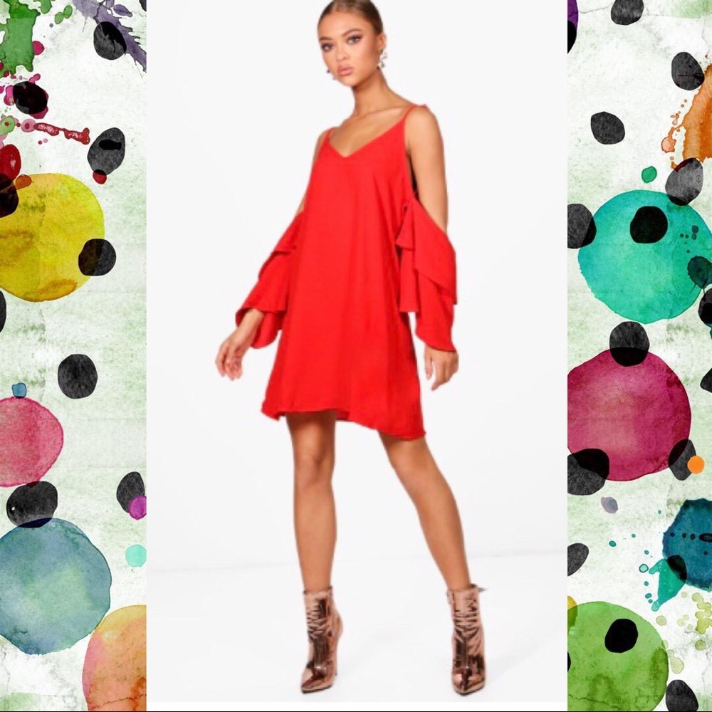 Open sleeve dress